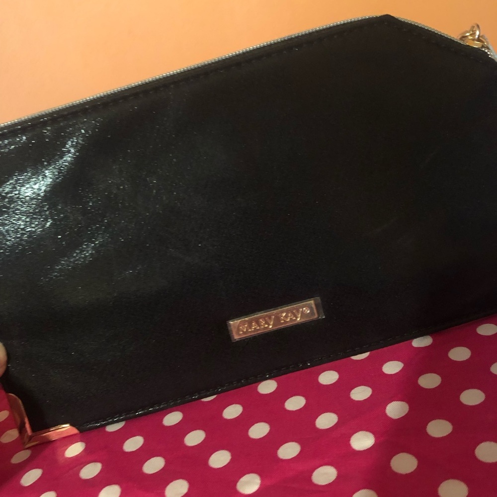 Mary Kay Cosmetic Bag!